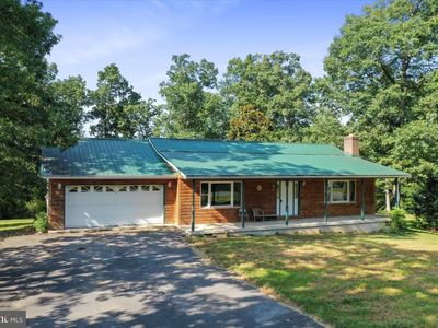 246 Poets Ln, Inwood, WV, 25428