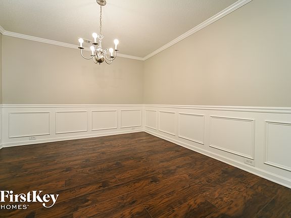 3rd image of 310 Wekiva Ct