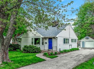 423 S Lake St, Grayslake, IL