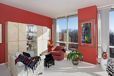 3rd image of 801 S Skinker Blvd APT 5C