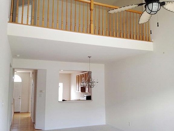 3rd image of 5810 Park Creste Dr