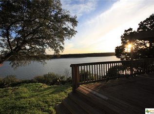 31 Vista Dr, Morgans Pt Resort, TX 76513