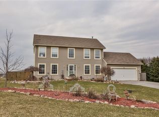 106 Kensington Ct, Livonia, NY 14487