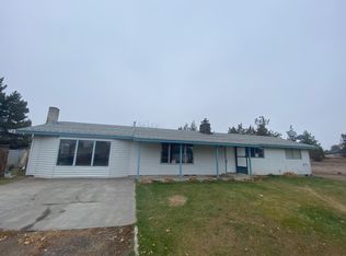 437 SW 25th St, Redmond, OR 97756