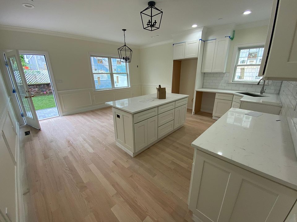 1st image of 64 Park Ave #2