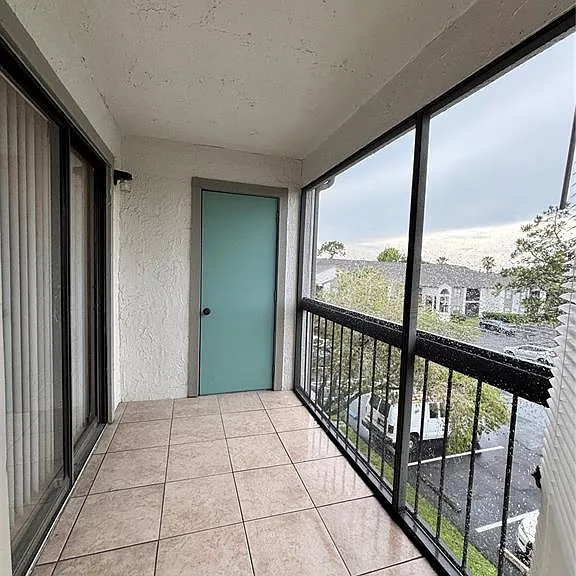 2030 Cascades Blvd #303 — Photo 11