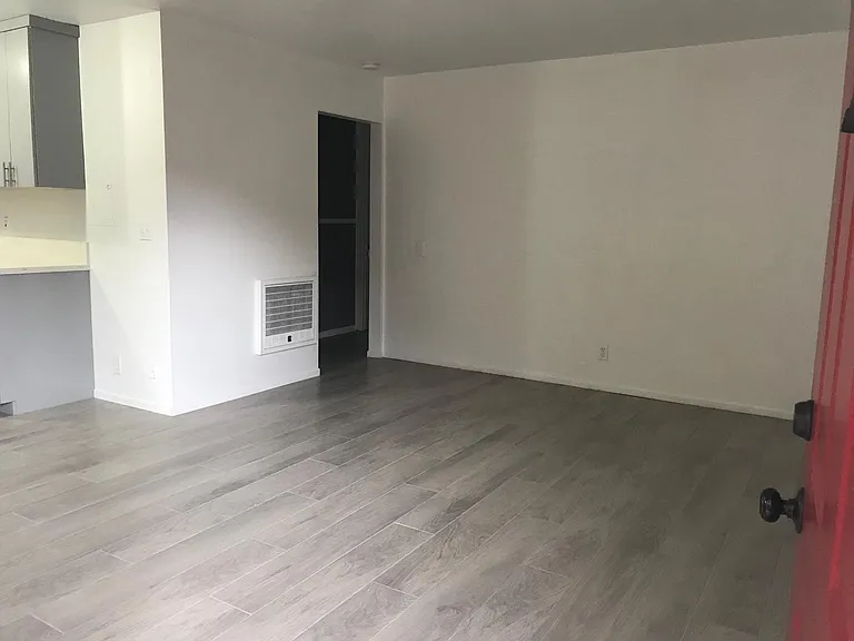 307 W Pedregosa St — Photo 4