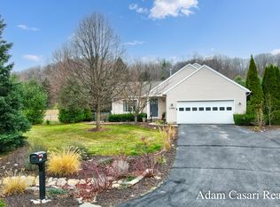 11360 Foreman Farms Ct, Lowell, MI 49331