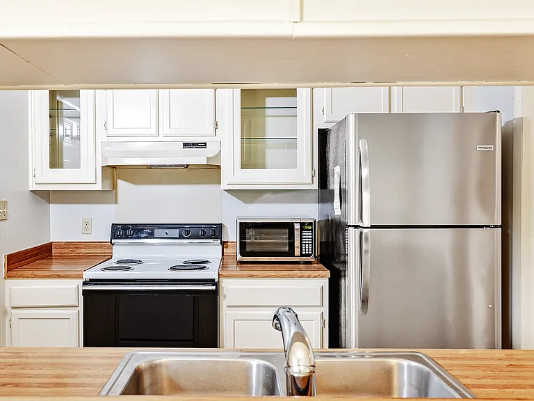 4607 Hoe Ct — Photo 10