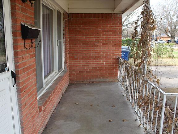2nd image of 8944 Rosecliff Dr