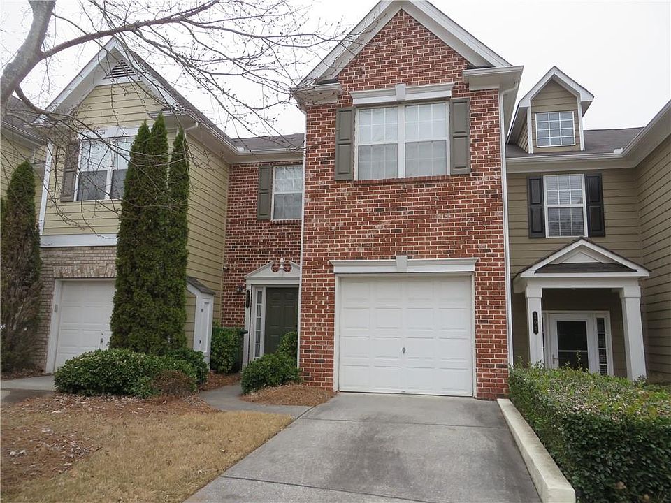 1st image of 204 Magnolia Leaf Dr