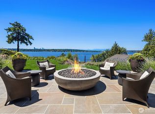 7545 NE 28th Pl, Medina, WA 98039