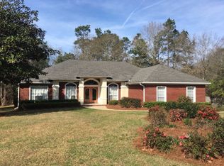 11067 Lake Cir, Daphne, AL 36526