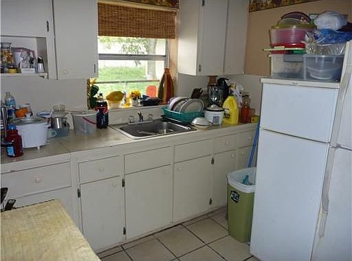 2nd image of 3310 NW 99th St