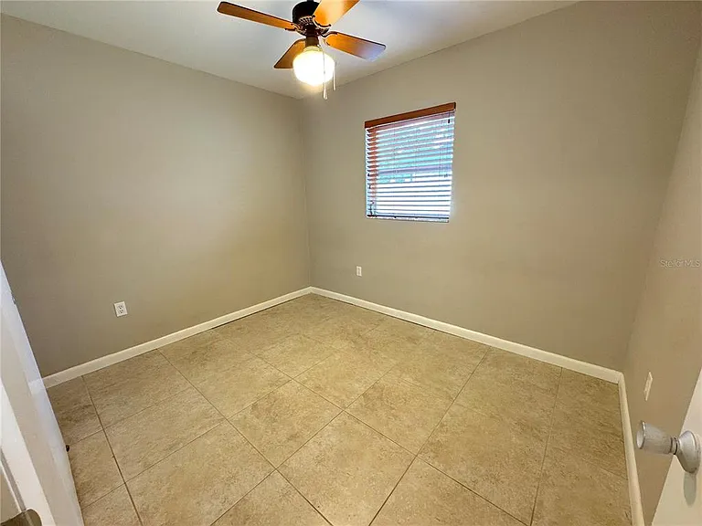 3883 Hawkeye Cir — Photo 16