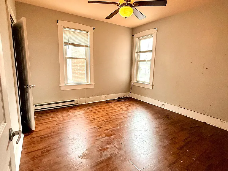 412 W Frederick St — Photo 25