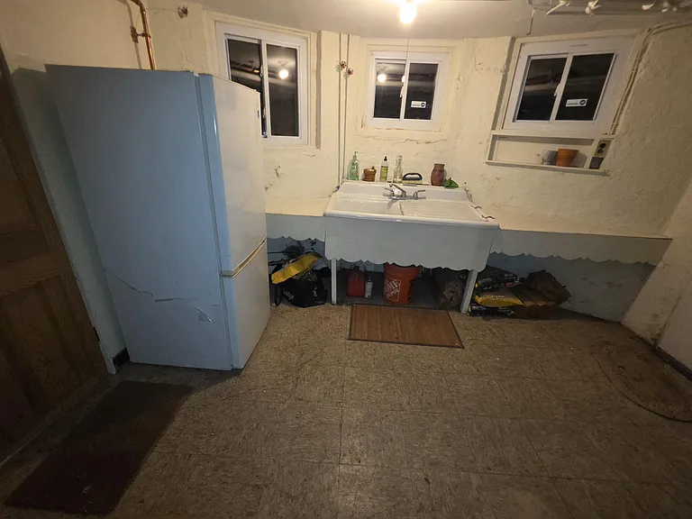 7 Britton St — Photo 41