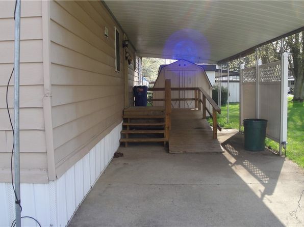 46 Navajo St, Creston, OH 44217
