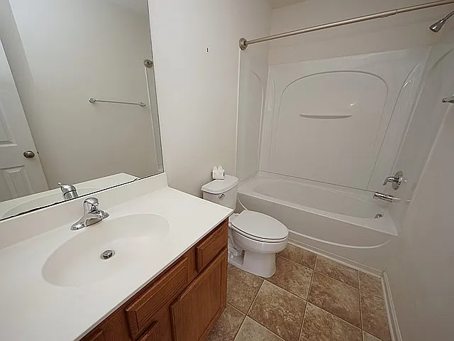 572 Truman Dr — Photo 5