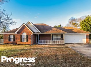 610 Emerson Dr, Mooresville, NC 28115