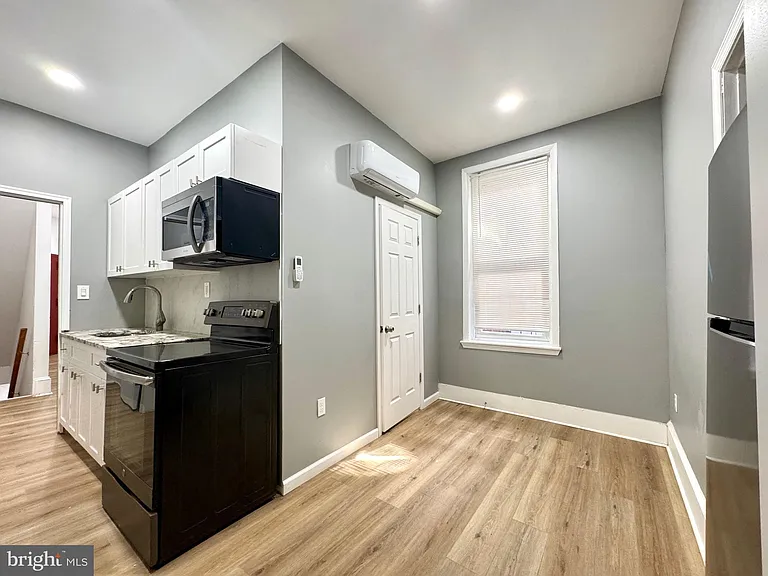 249 S 44th St #2 — Photo 7