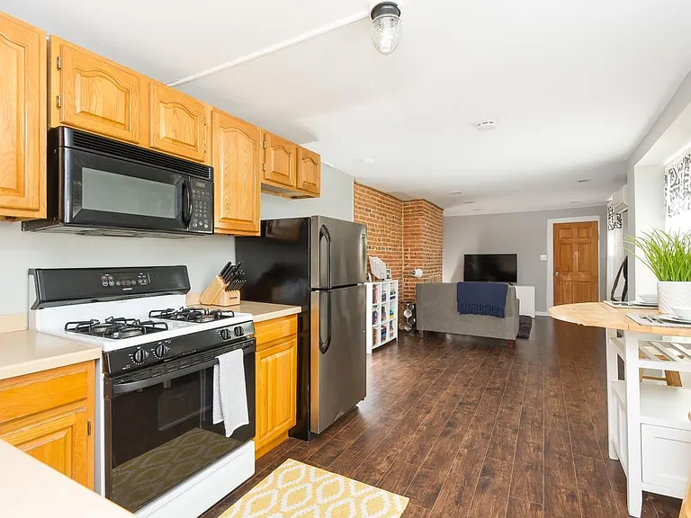114 S Chester St #2 — Photo 18
