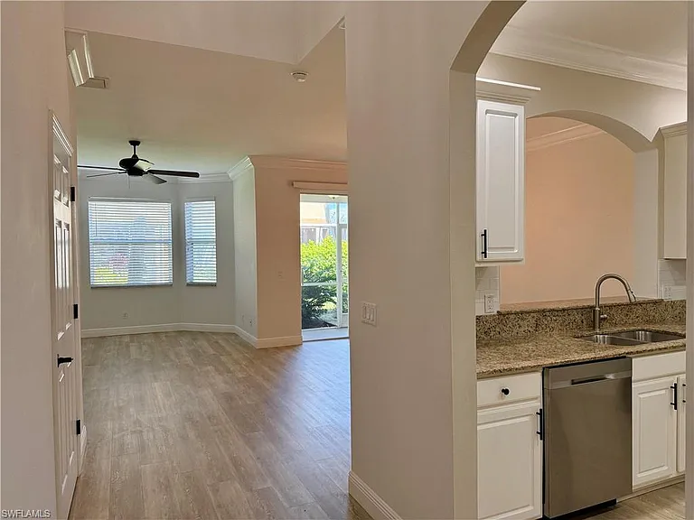 9723 Heatherstone Lake Ct #5 — Photo 4
