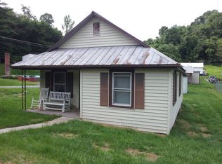 420 Davidson St, Saltville, VA 24370