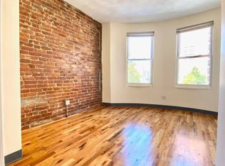 838 Huntington Ave #2, Boston, MA 02115