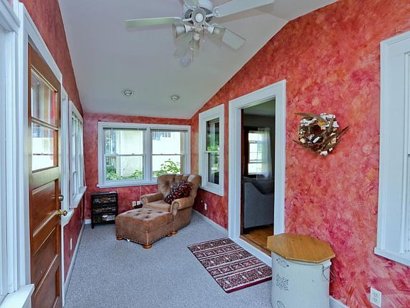 2nd image of 3726 Vincent Ave N