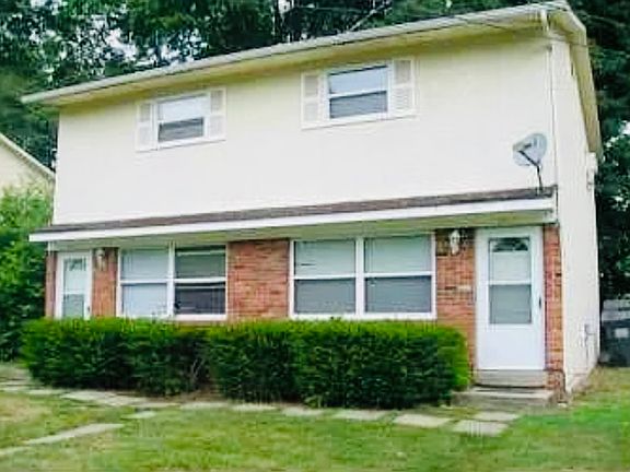 5th image of 2910 Kilbourne Ave #1