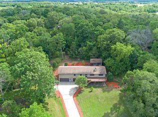 123 Sioux Dr, Edgerton, WI 53534