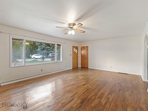 4th image of 1530 Mount Baldy Dr