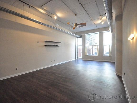 2nd image of 221 N Front St
