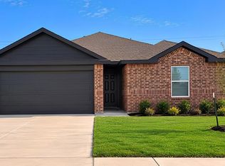 2820 Ember Dr, Yukon, OK 73099