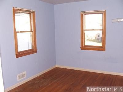 5th image of 849 83rd Ave NE