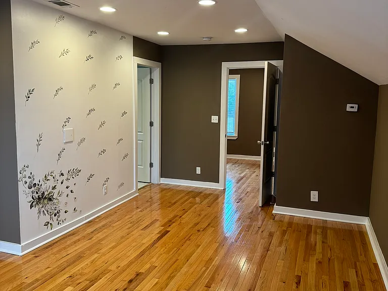 2700 Buchanan St — Photo 22