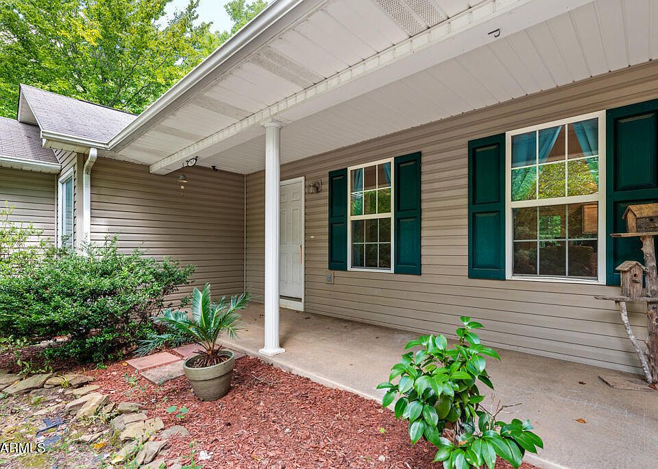 707 Jane Phillips Rd, Oneida, TN 37841 Zillow
