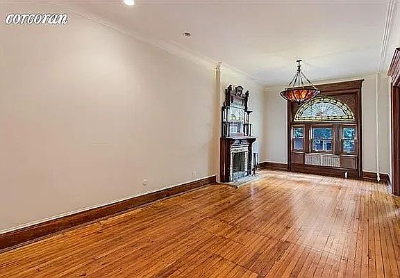 3rd image of 517 2nd St APT 2
