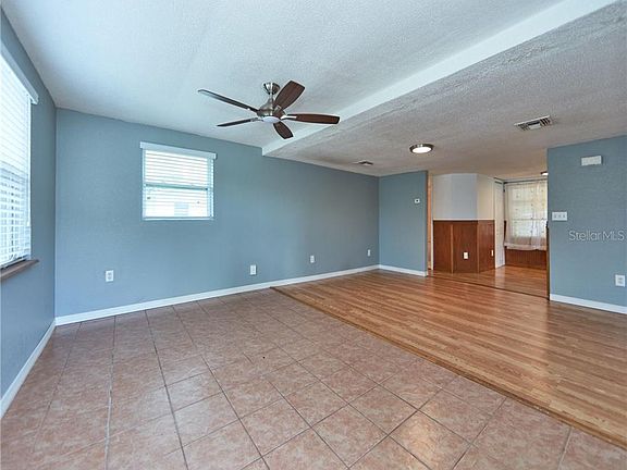 3rd image of 1610 Trout Blvd