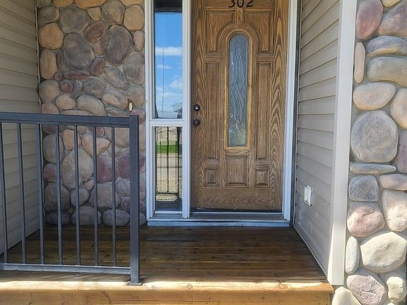 2nd image of 9149 Lakeland Dr #302