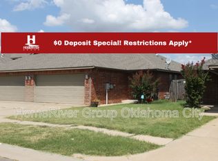 11125 SW 5th St, Yukon, OK 73099