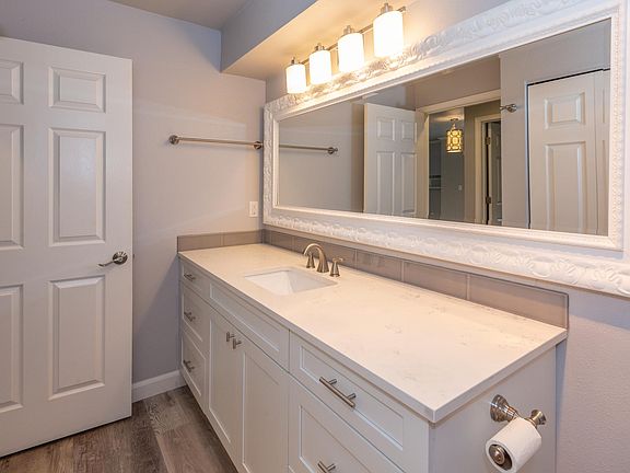 5th image of 22855 E Country Vista Dr Unit 412