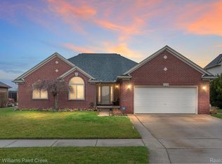 50799 Murray Dr, Macomb, MI 48044
