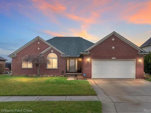 50799 Murray Dr, Macomb, MI 48044