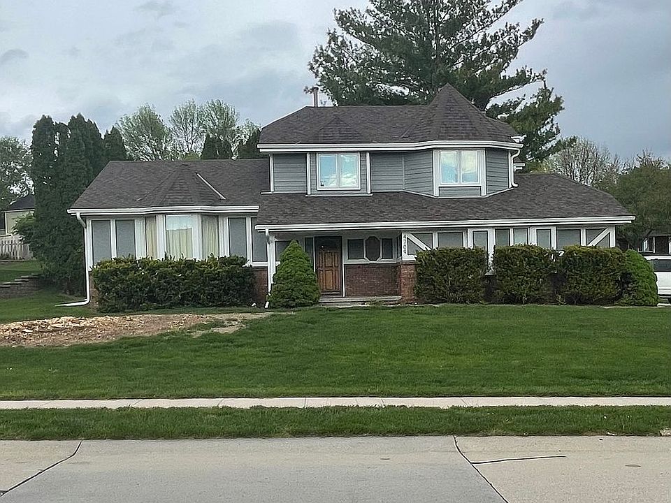 1st image of 4709 Lakeside Dr