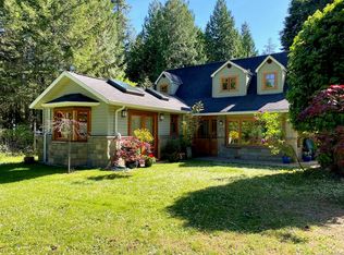 2254 N End Rd, Salt Spring, BC V8K