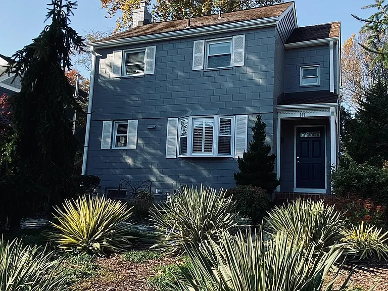 205 W Cameron Rd — Photo 22