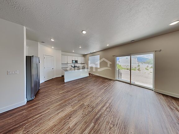 5th image of 288 N Allen Ln
