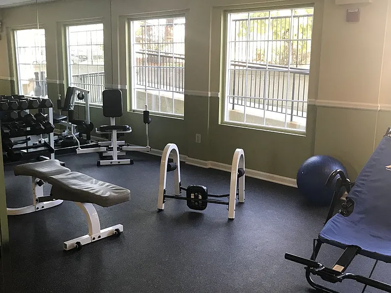 The Apartments at Olde Towne — Photo 7